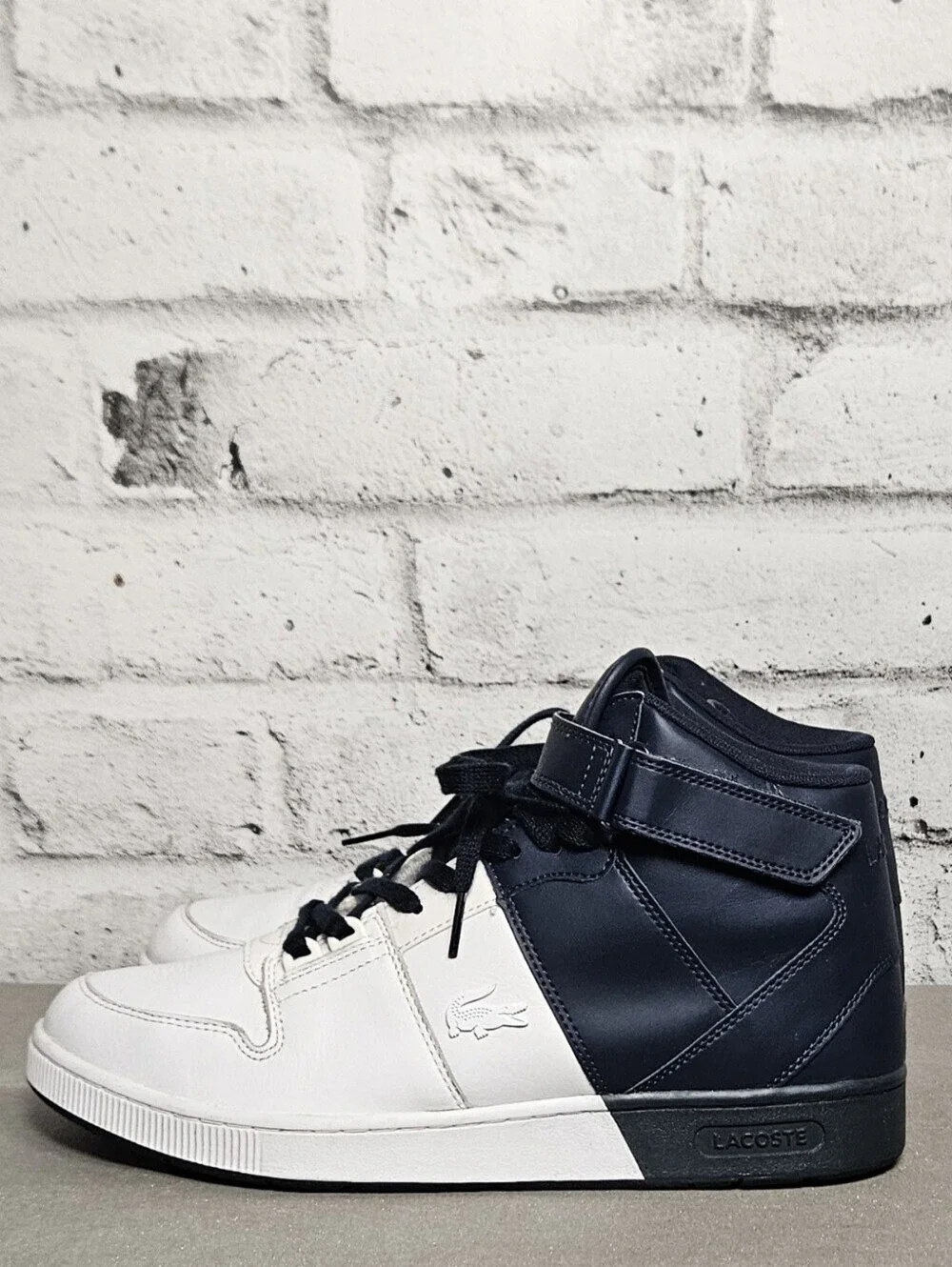 Lacoste Tramline Mid High Top Sneakers White Navy Mens 10.5